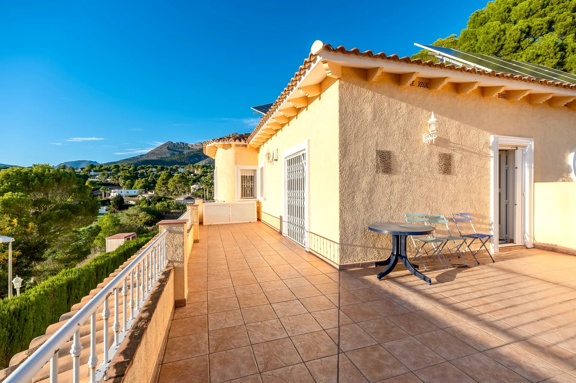 Two-story Mediterranean villa with Garage for Sale in Alhama Springs