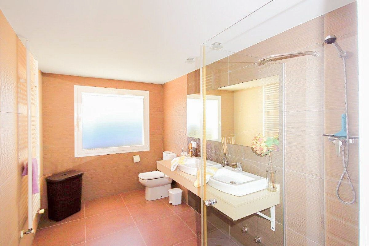 Villa for sale in Altea, Alicante