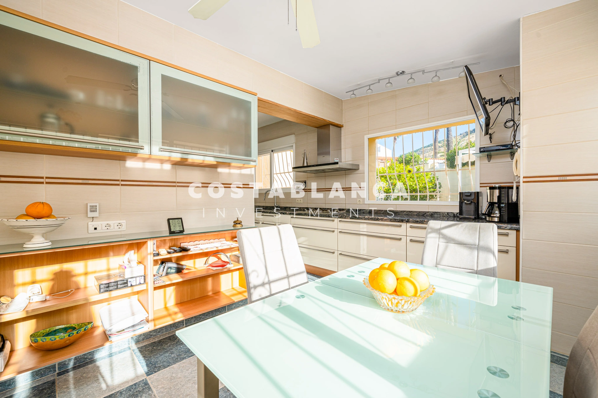 Single Floor Villa with Pool and Solar Panels in Quiet Area of L’Albir
