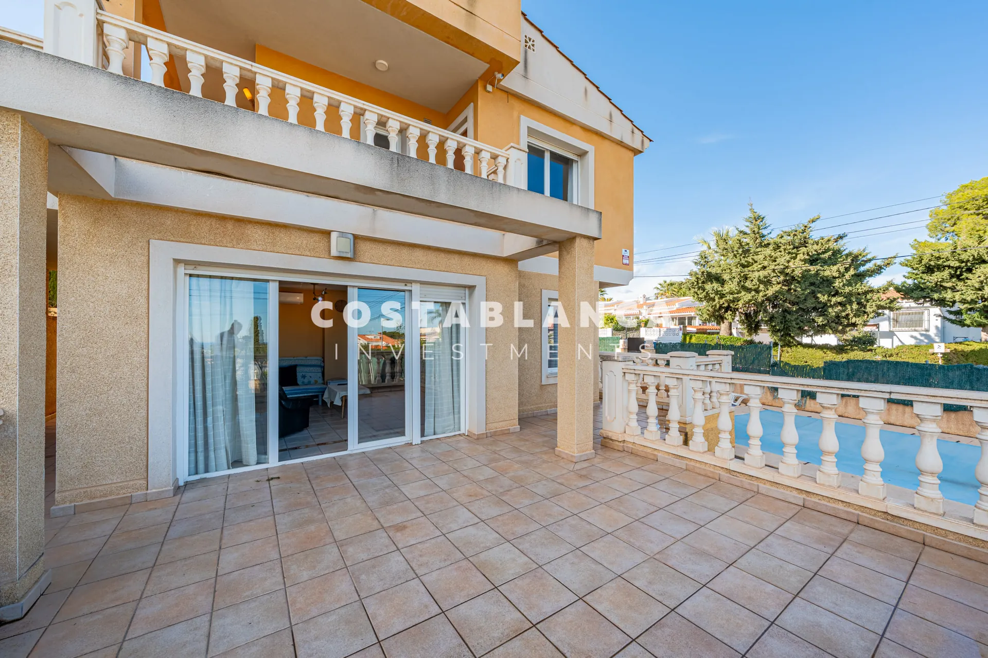 Villa for sale in La Nucía, Alicante