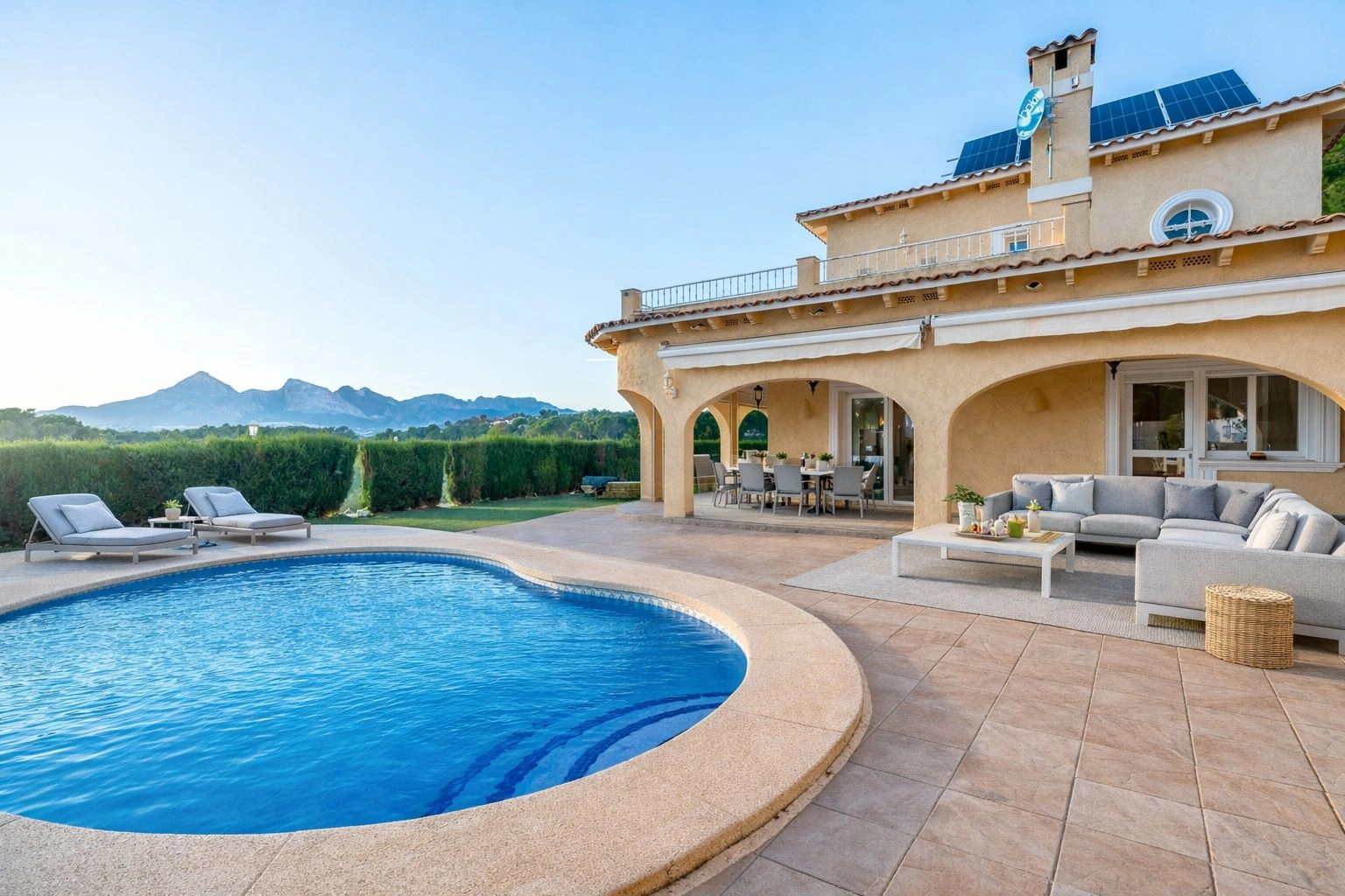 Two-story Mediterranean villa with Garage for Sale in Alhama Springs