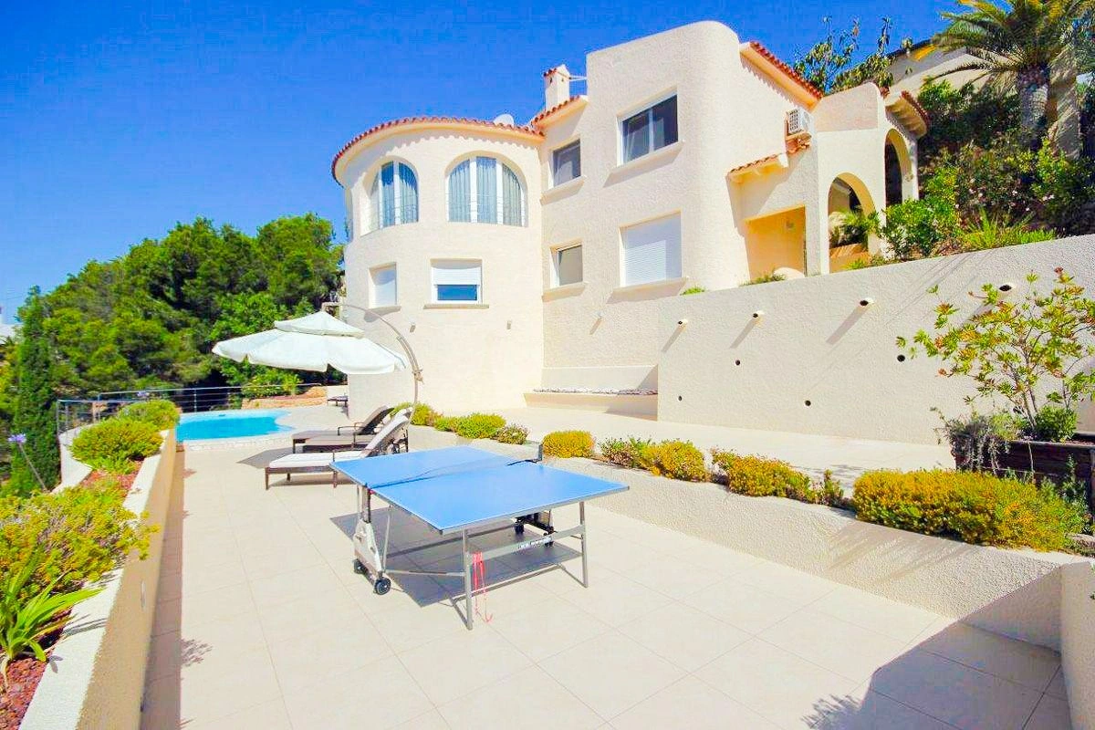 Villa for sale in Altea, Alicante