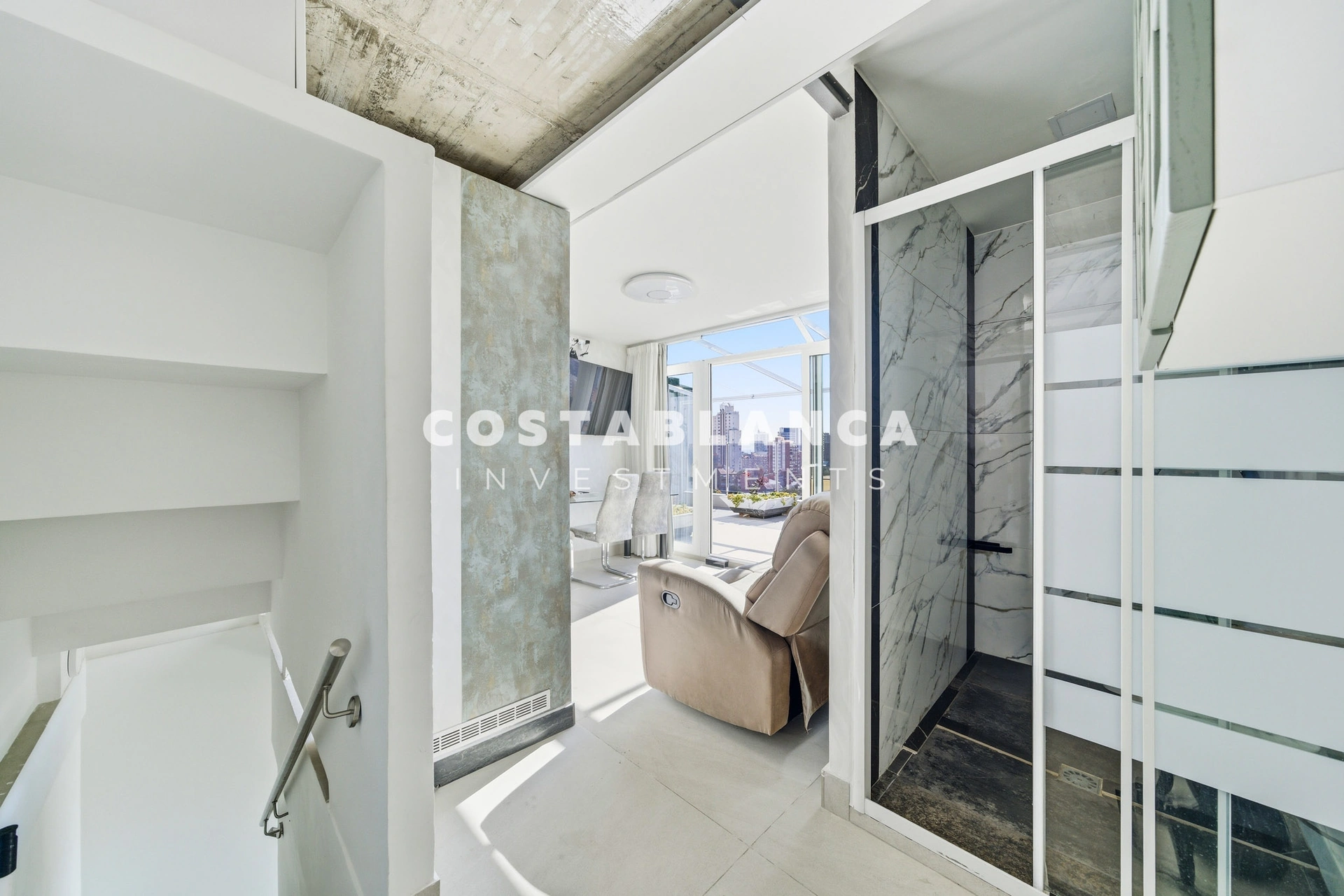 Full Modern Apartment Building 10 Minutes from the Beach for Sale in Finestrat