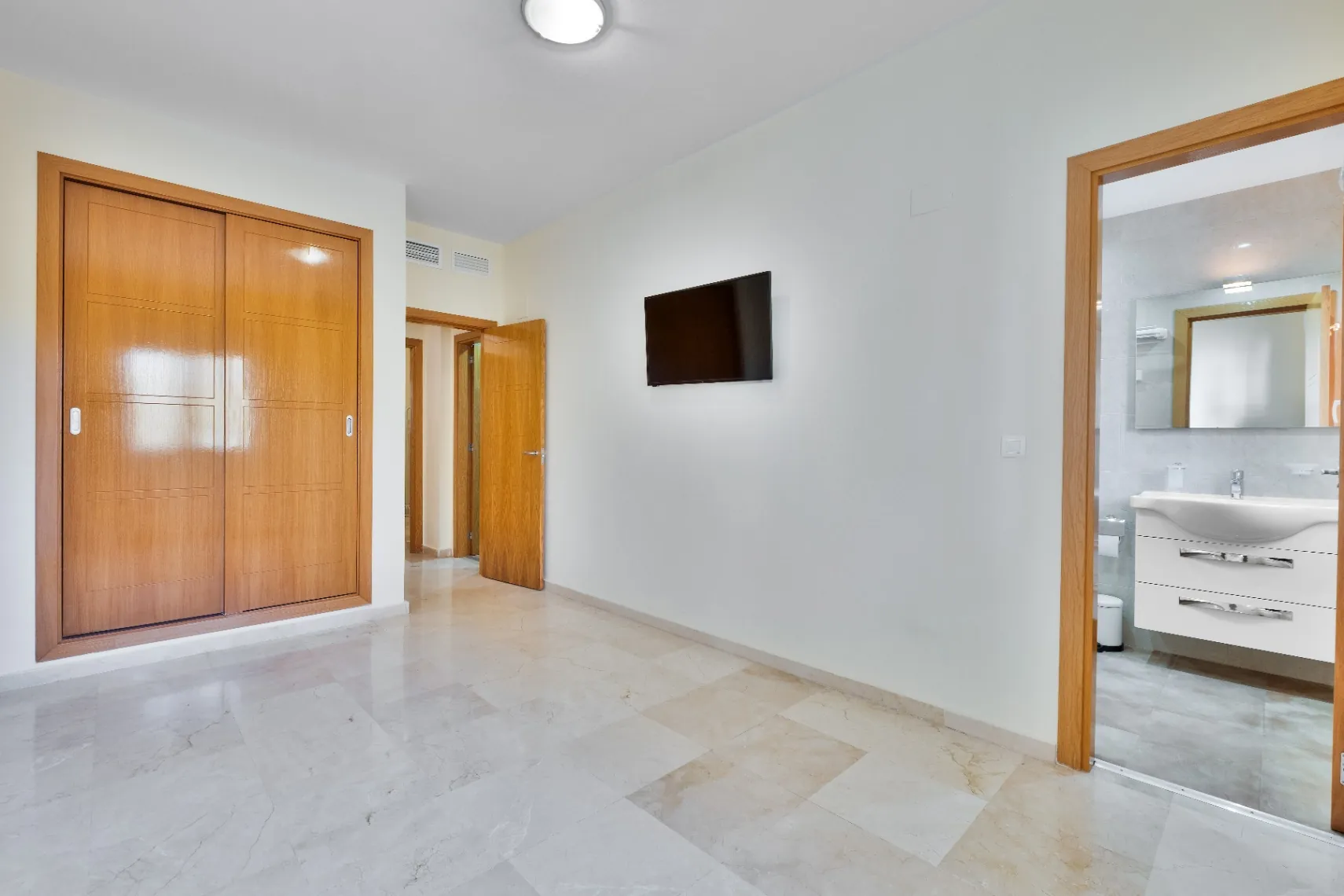 Apartament de vânzare în Albir cu vedere la munte