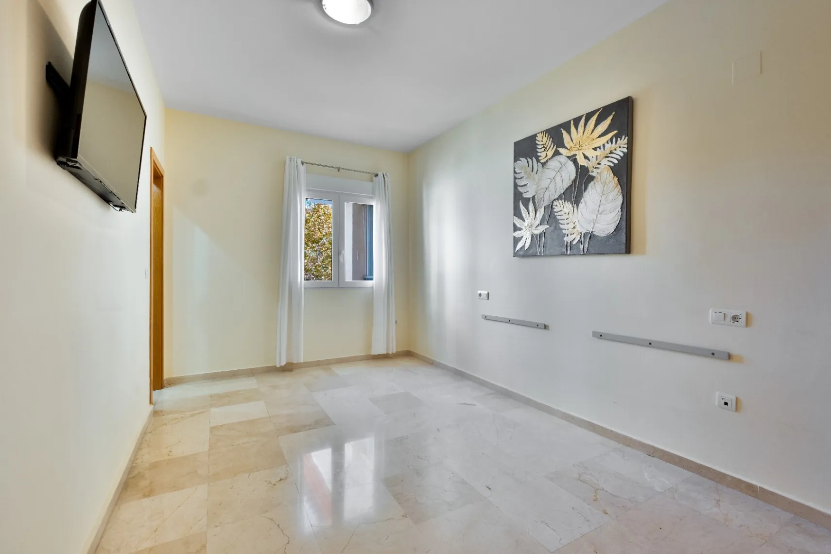 Apartament de vânzare în Albir cu vedere la munte