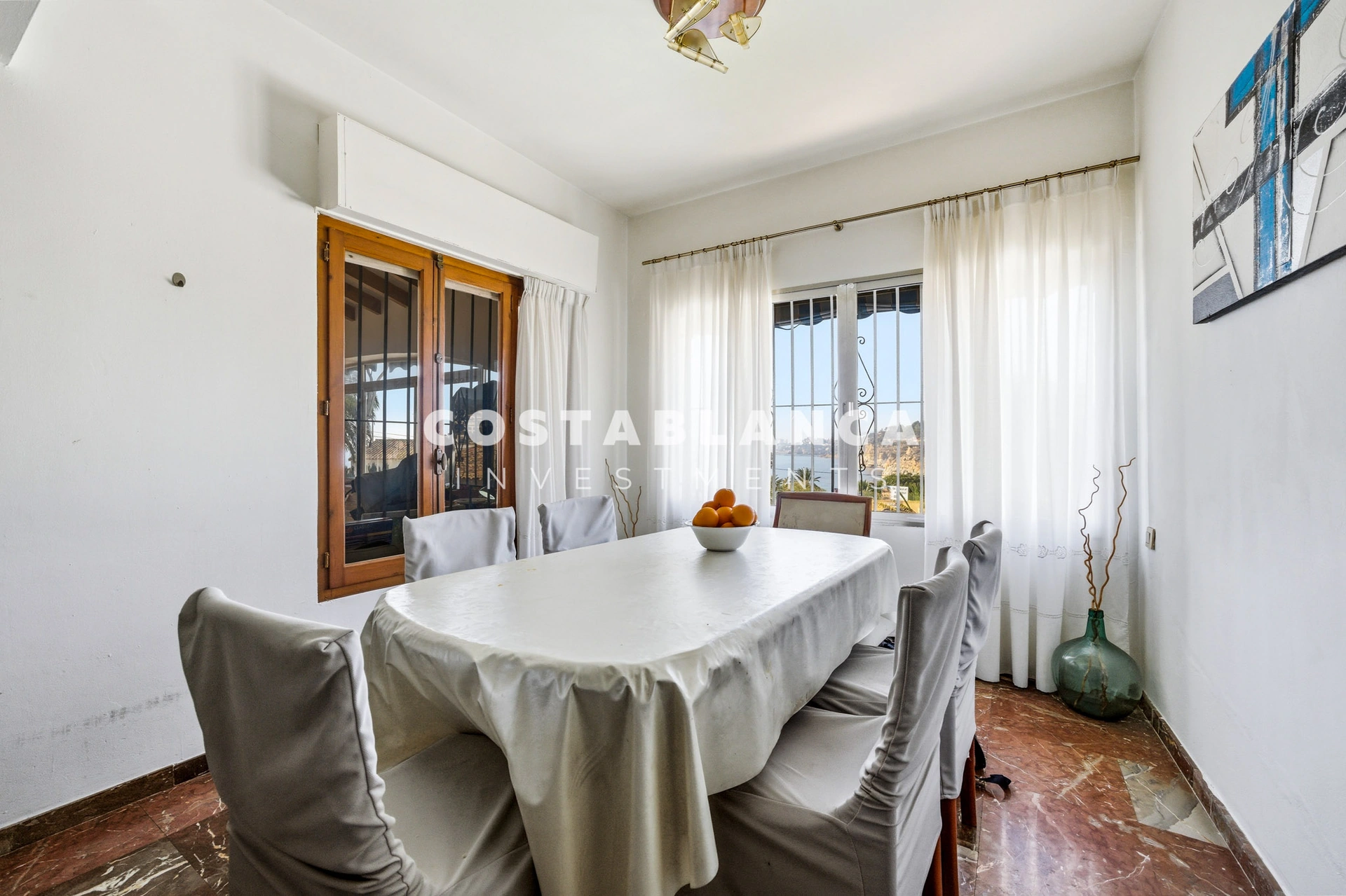 Vila frumoasă de vânzare în Benissa cu priveliști impresionante.