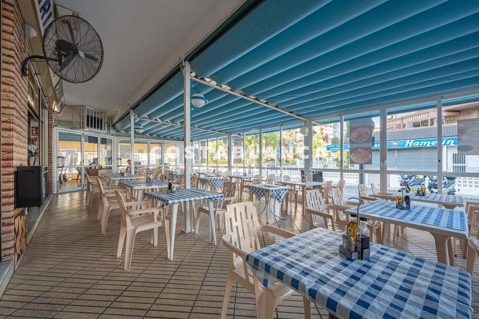 Unique Investment Opportunity in Benidorm – Privileged Location by the Sea