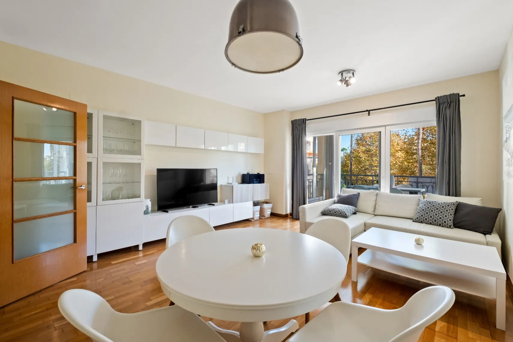 Apartament de vânzare în Albir cu vedere la munte