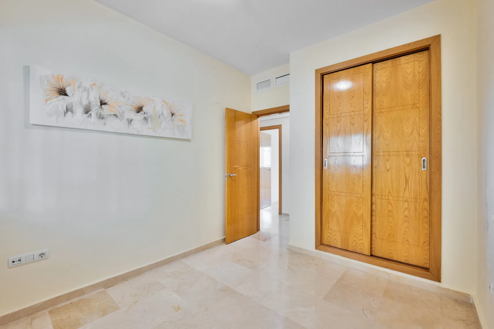 Apartament de vânzare în Albir cu vedere la munte