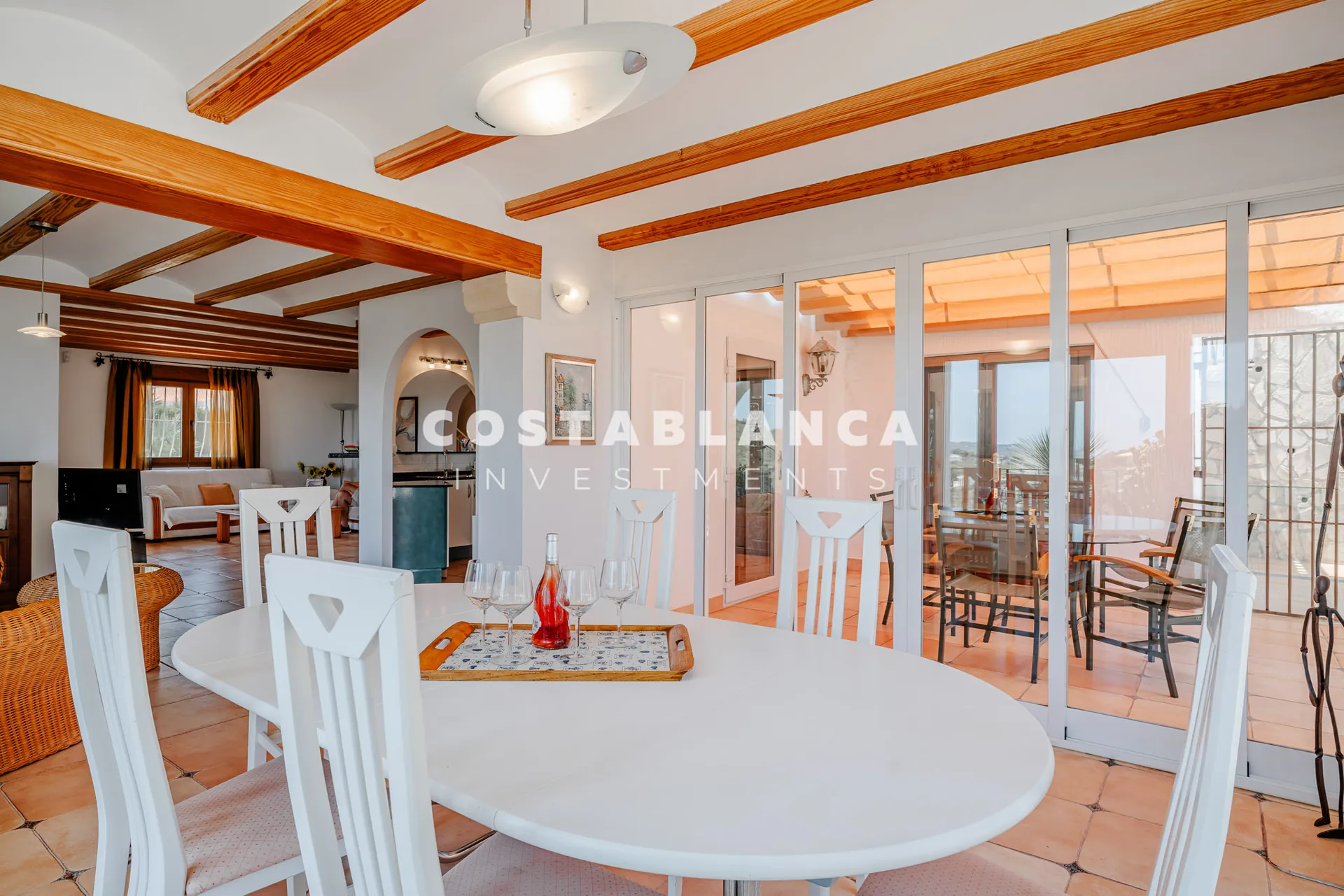 Luxury double plot with uninterrupted views of the green area and the sea for sale in Jávea.