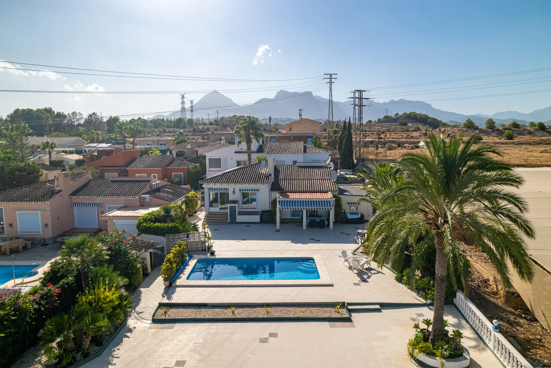 Villa for sale in La Nucía, Alicante