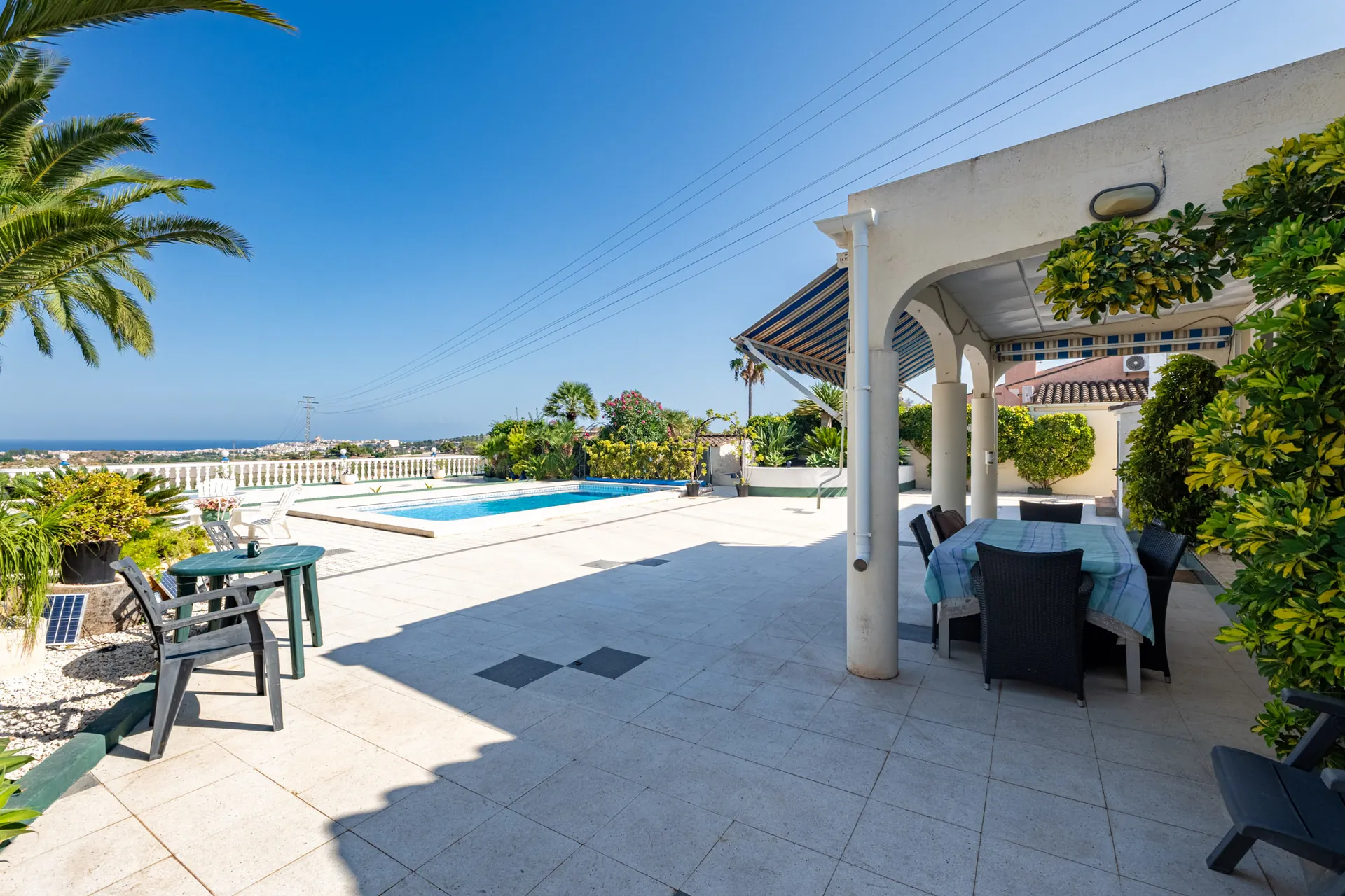 Villa for sale in La Nucía, Alicante