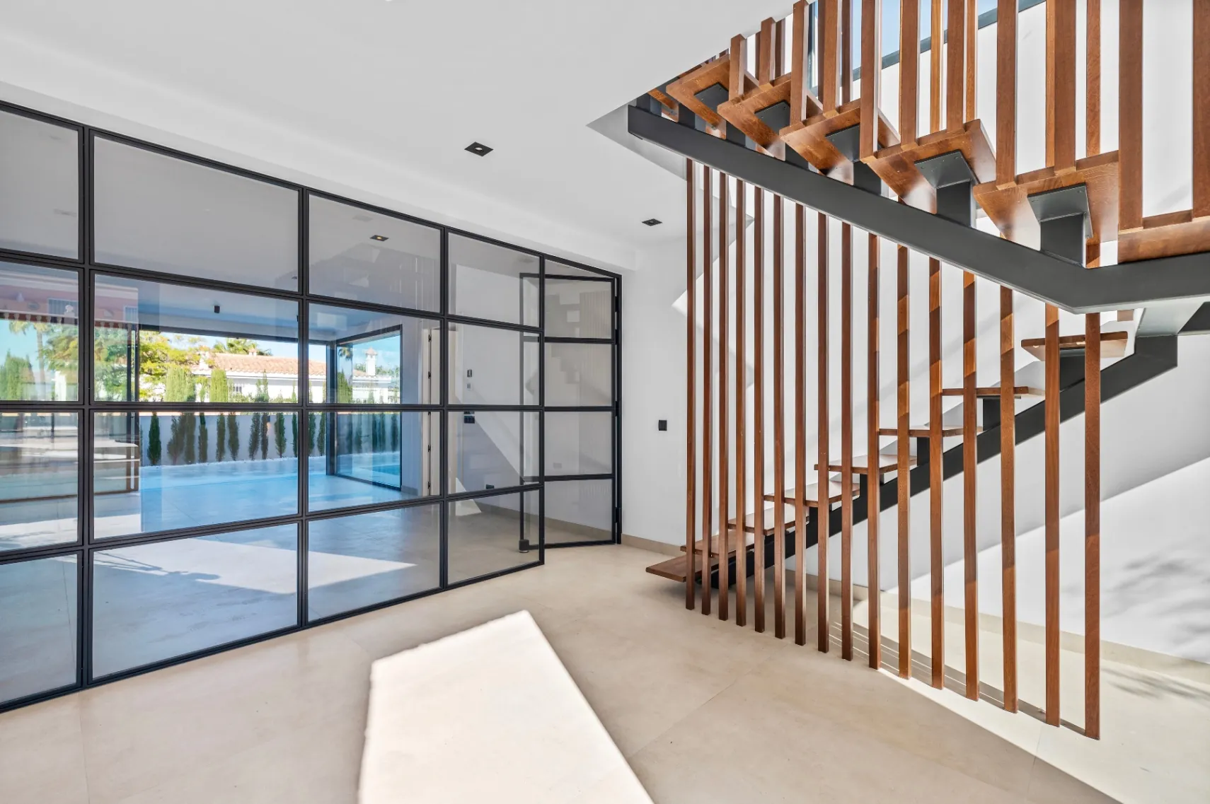 Villa for sale in Albir, Alicante