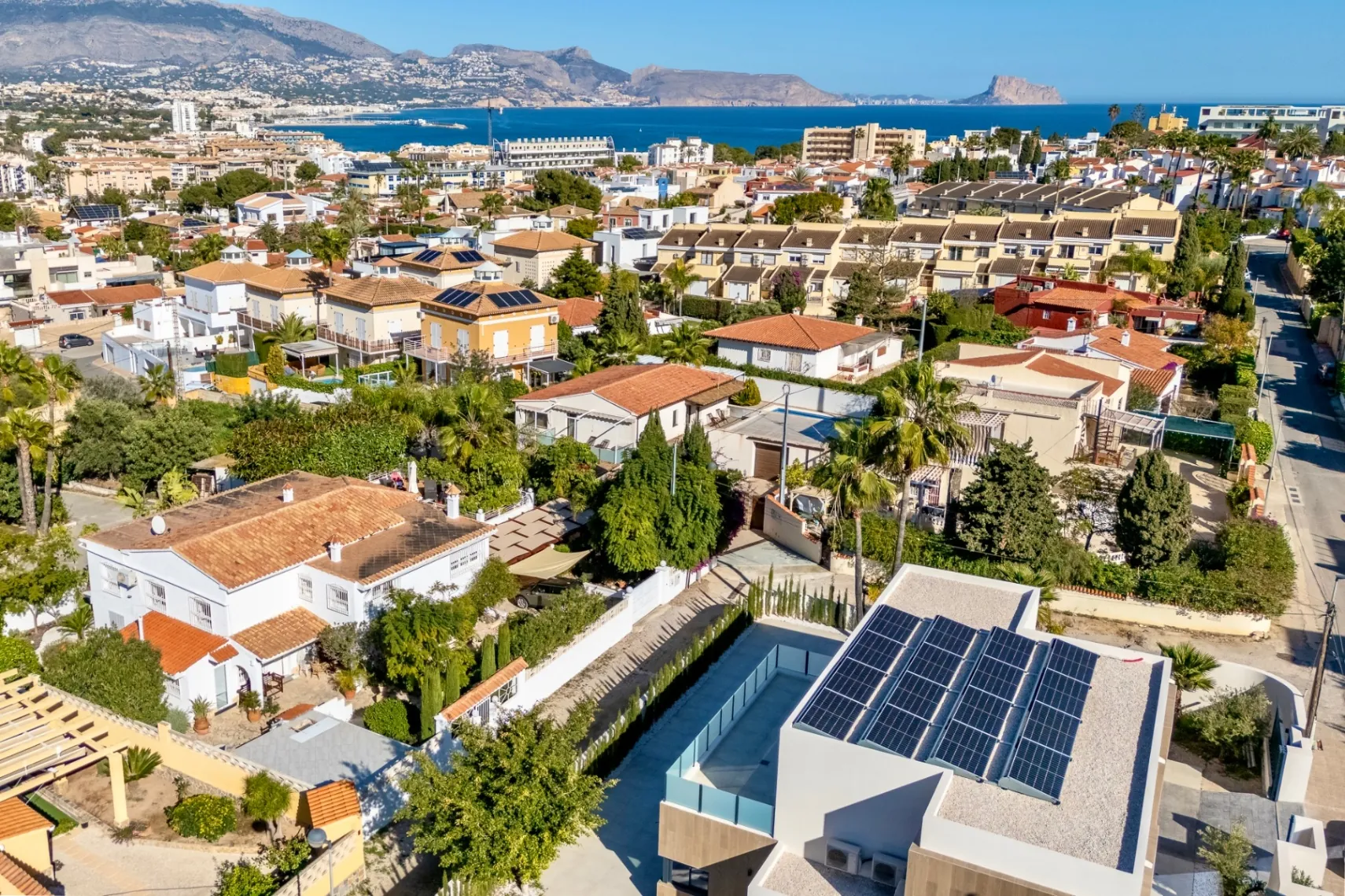 Villa for sale in Albir, Alicante