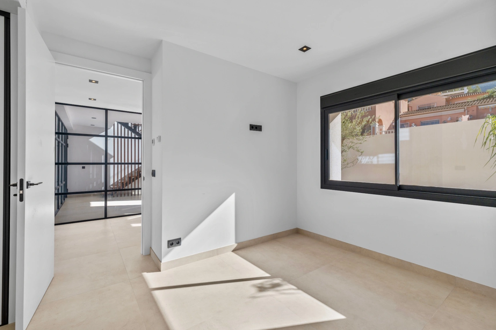 Villa for sale in Albir, Alicante