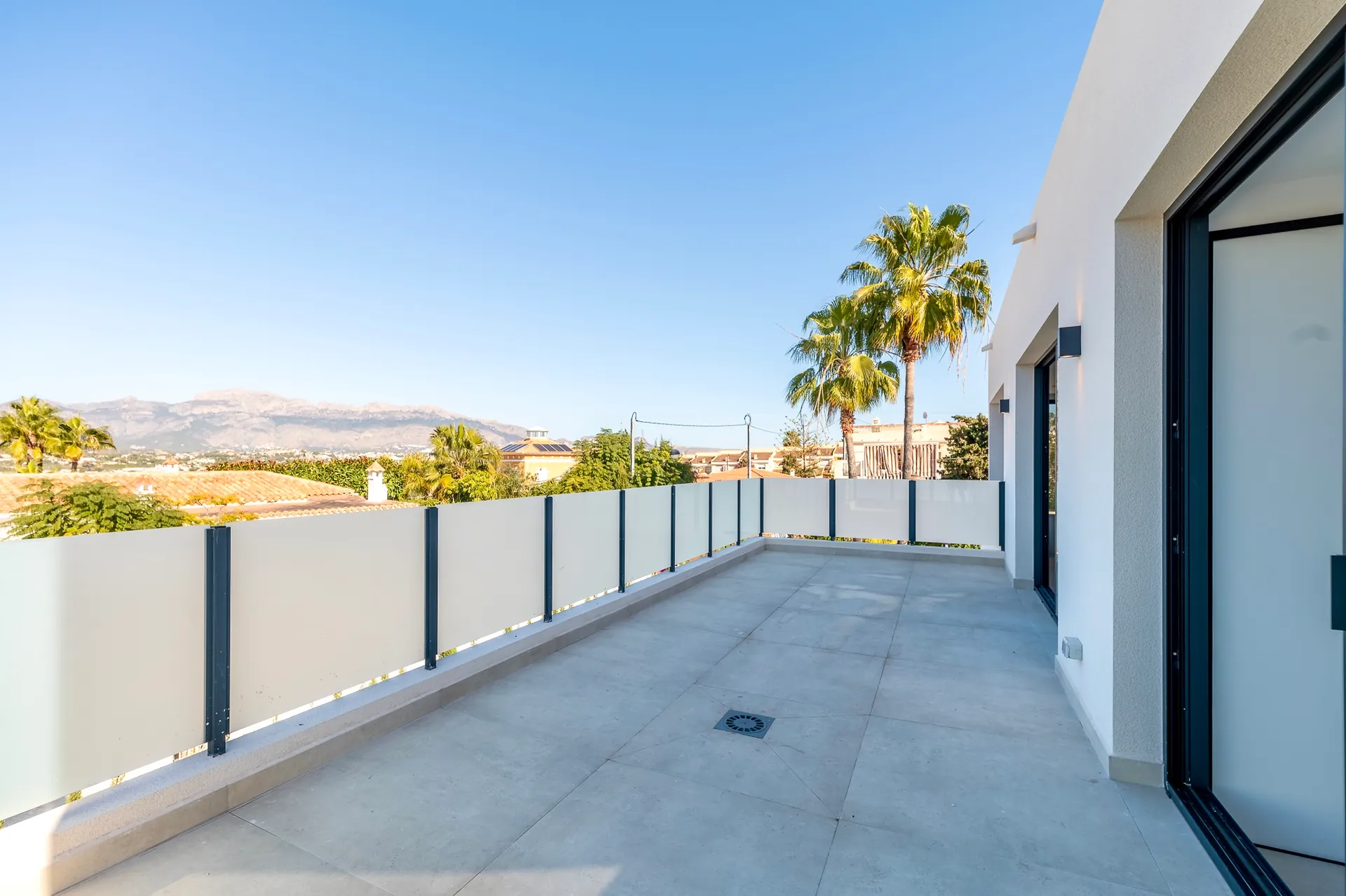 Villa for sale in Albir, Alicante