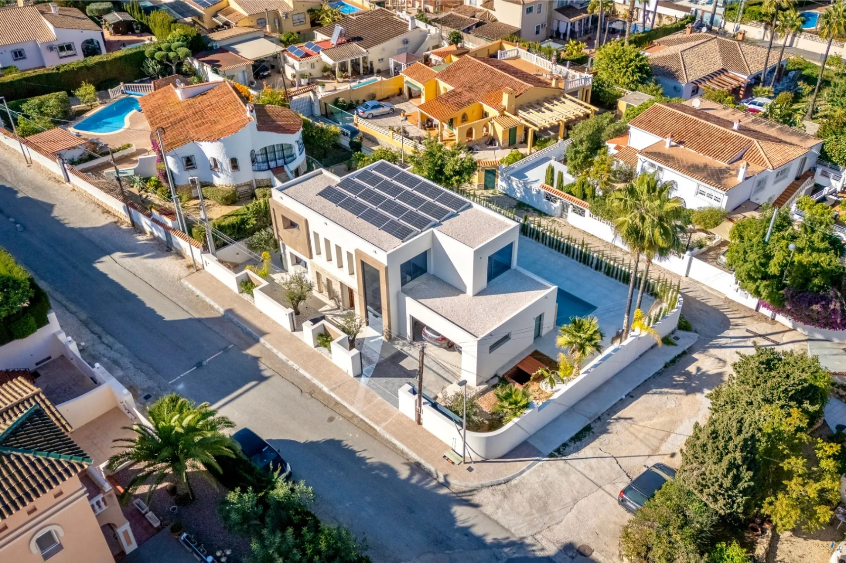 Villa for sale in Albir, Alicante