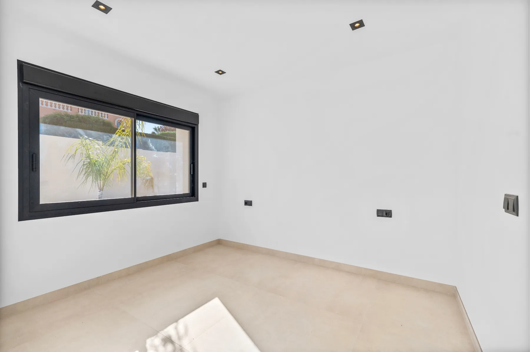 Villa for sale in Albir, Alicante