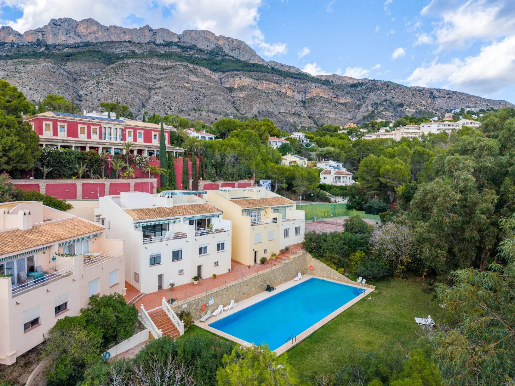 Semi Detached house for sale in Altea Golf