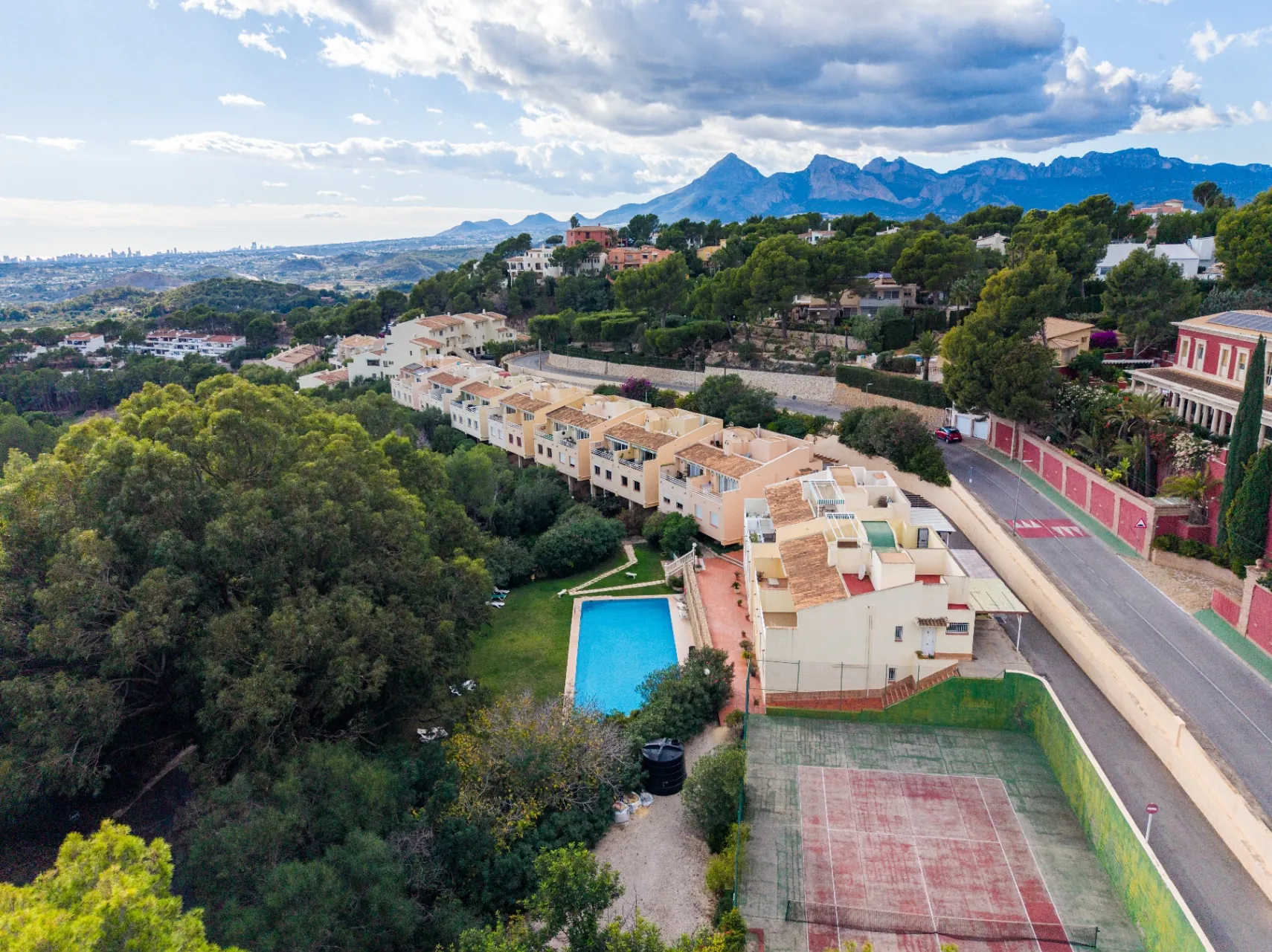 Semi Detached house for sale in Altea Golf