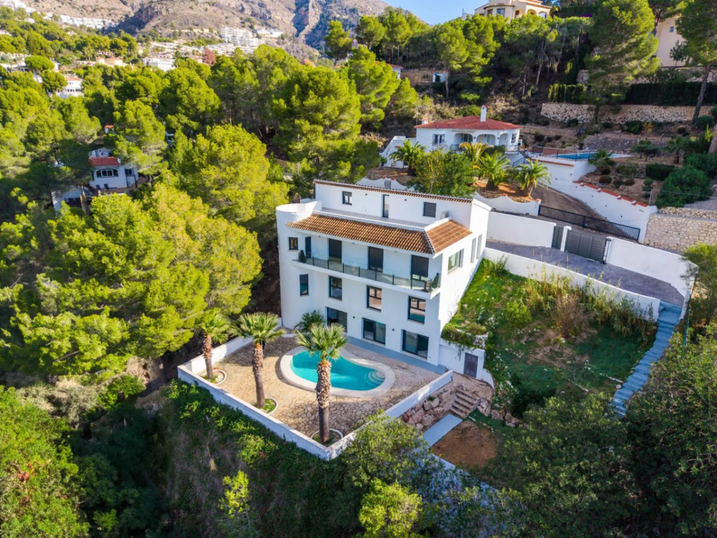 Vila de lux renovată cu zonă de wellness de vânzare în Altea la Vella