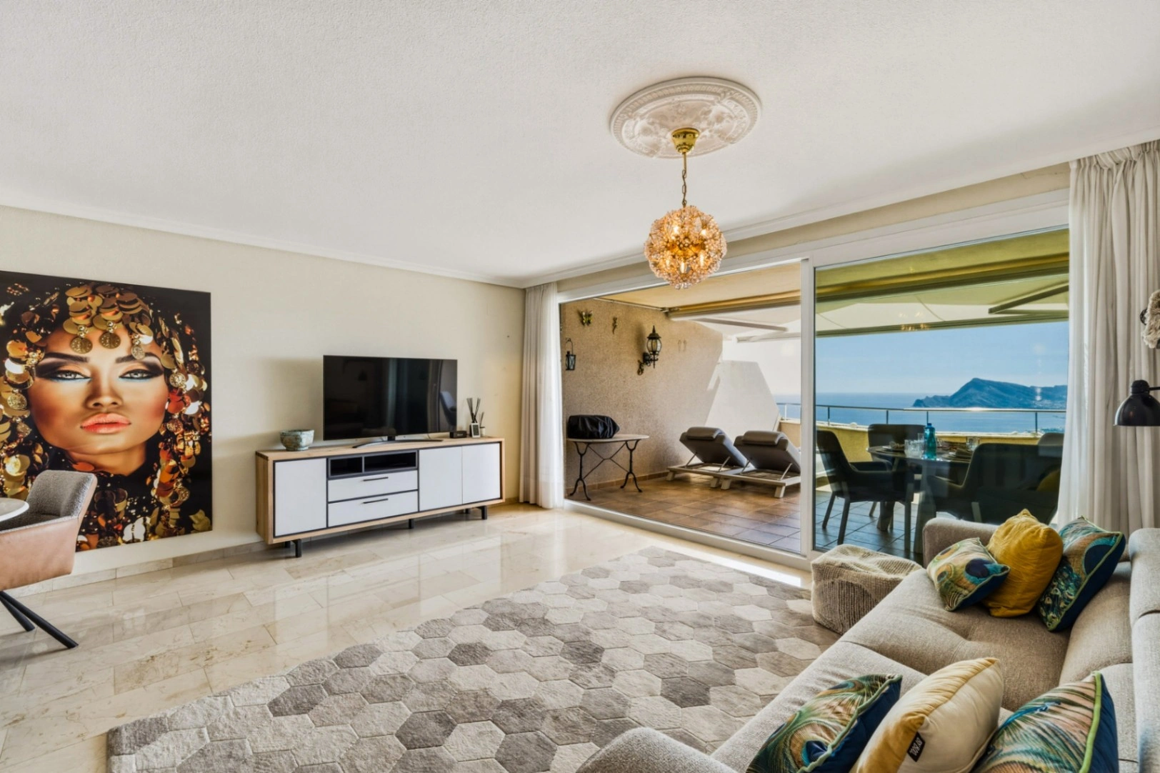 Bright Apartment with Multiple Terraces for Sale in Altea Hills