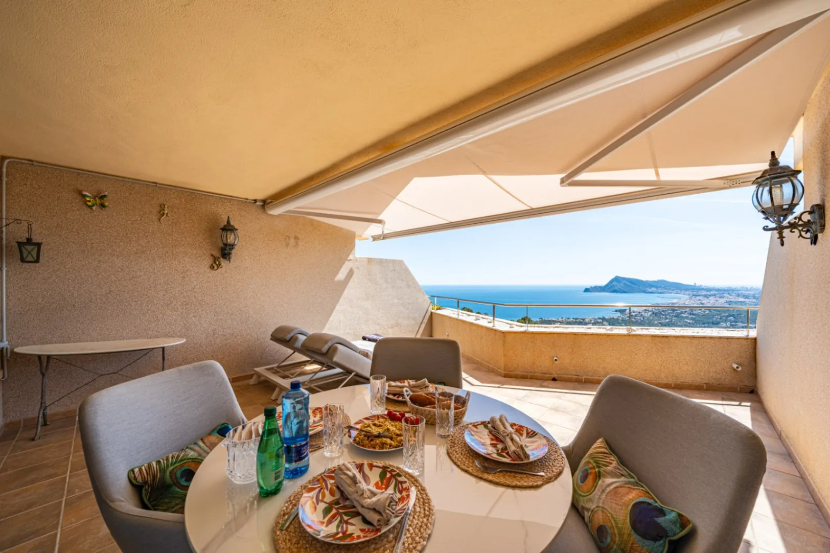 Bright Apartment with Multiple Terraces for Sale in Altea Hills