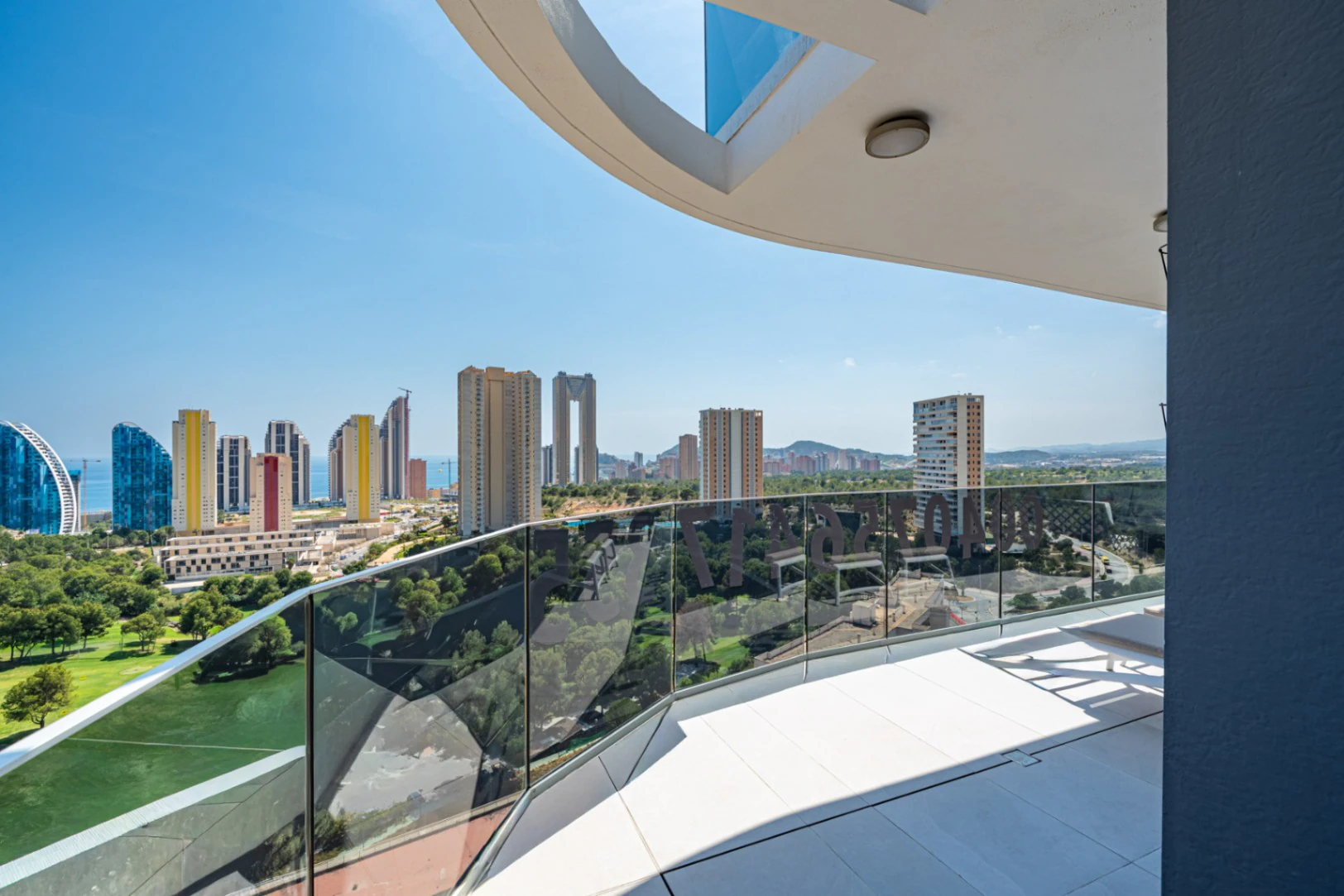 Apartament cu 3 camere de vânzare în Playa Poniente, Benidorm