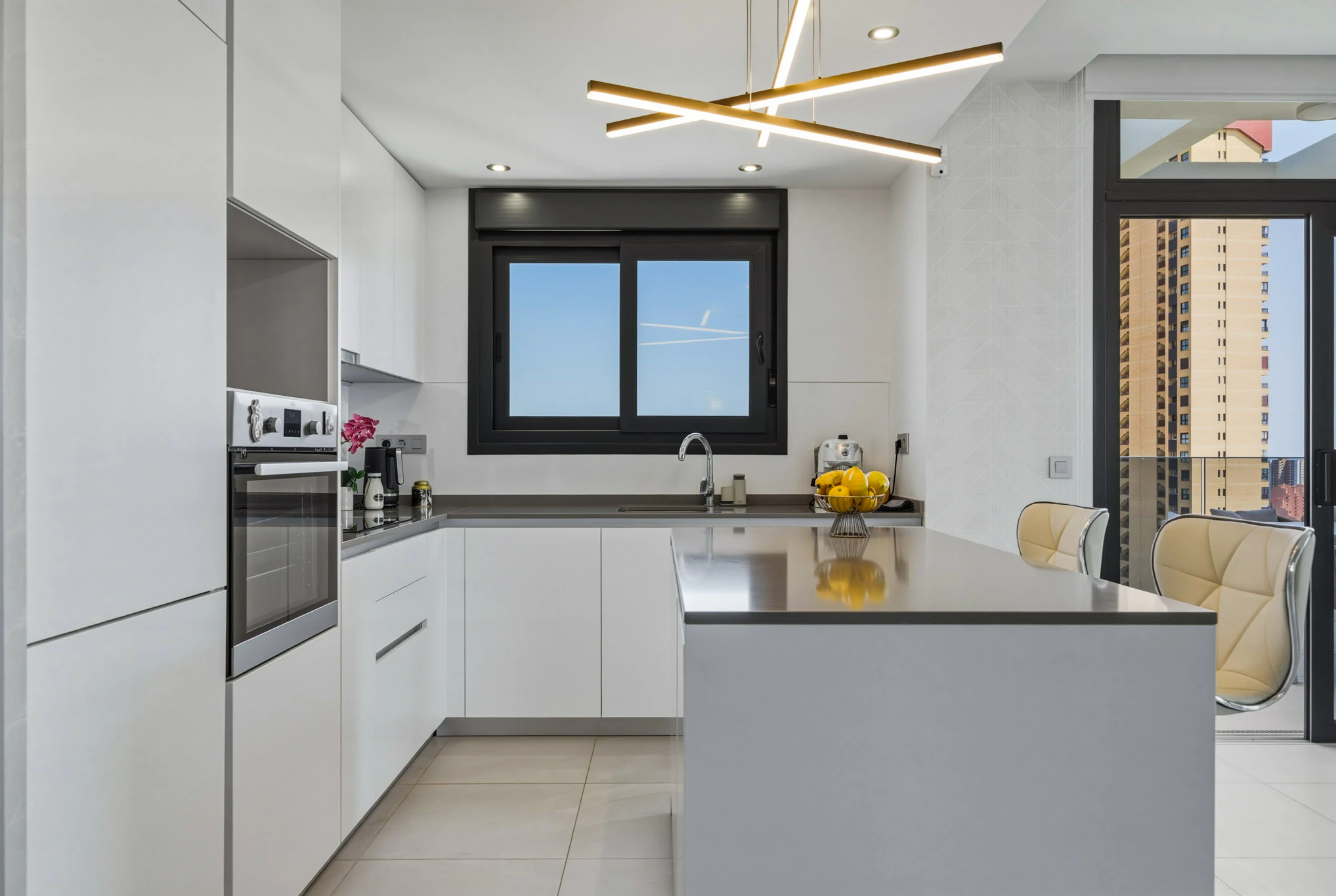 Apartament cu 3 camere de vânzare în Playa Poniente, Benidorm
