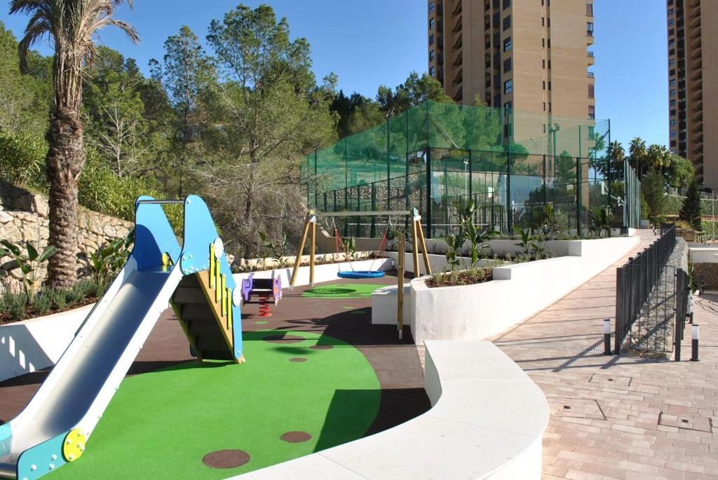 Apartament cu 3 camere de vânzare în Playa Poniente, Benidorm