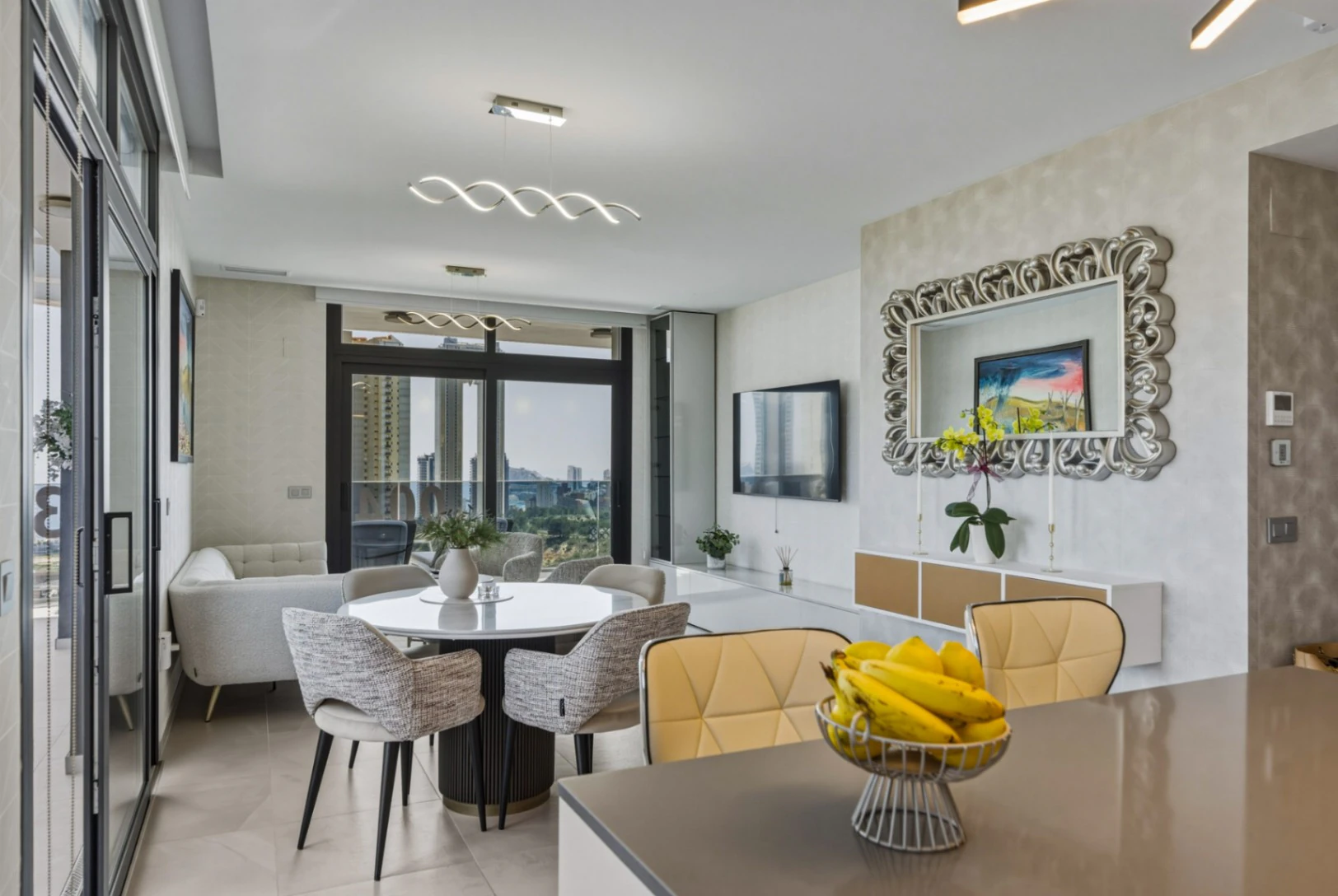 Apartament cu 3 camere de vânzare în Playa Poniente, Benidorm