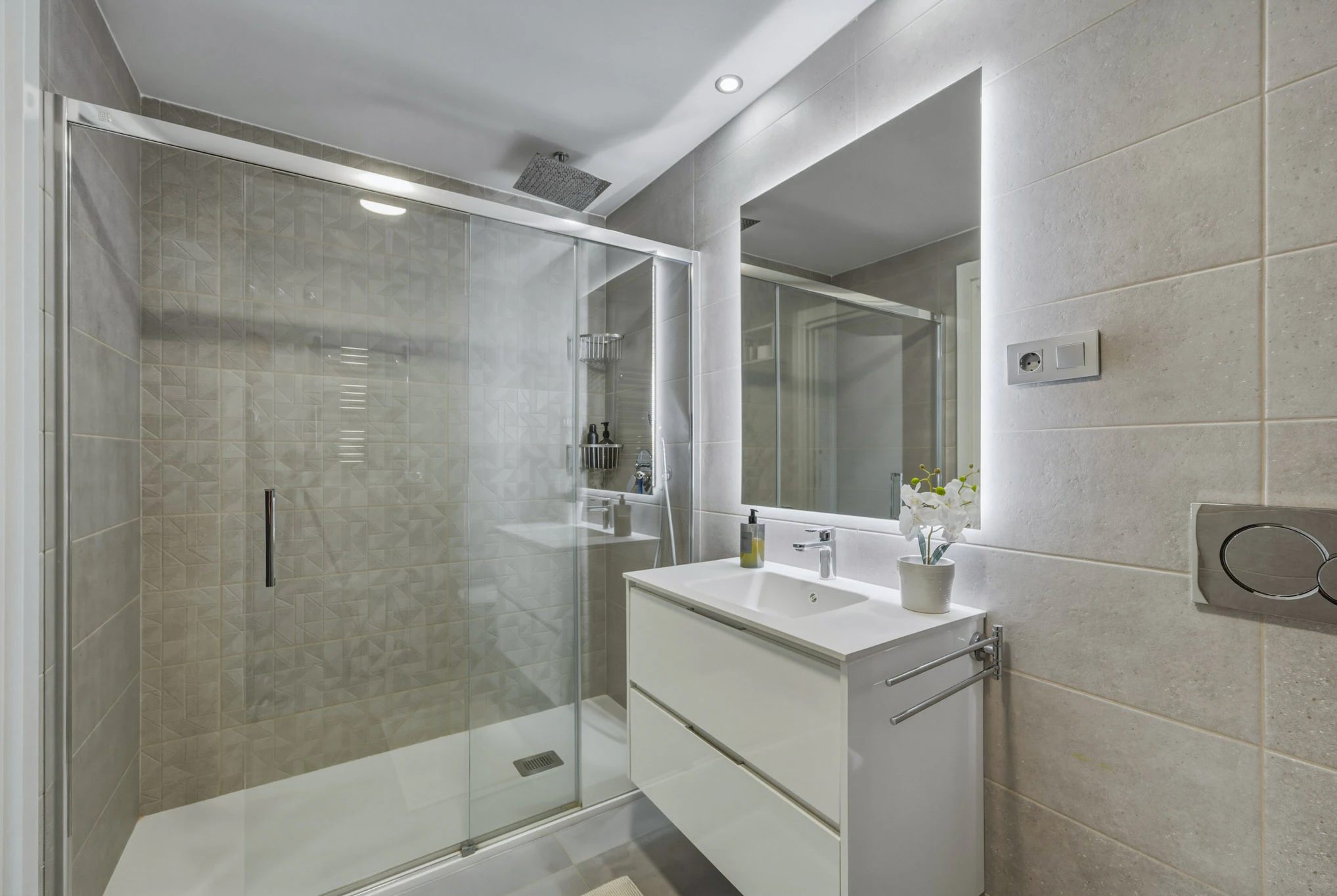 Apartament cu 3 camere de vânzare în Playa Poniente, Benidorm