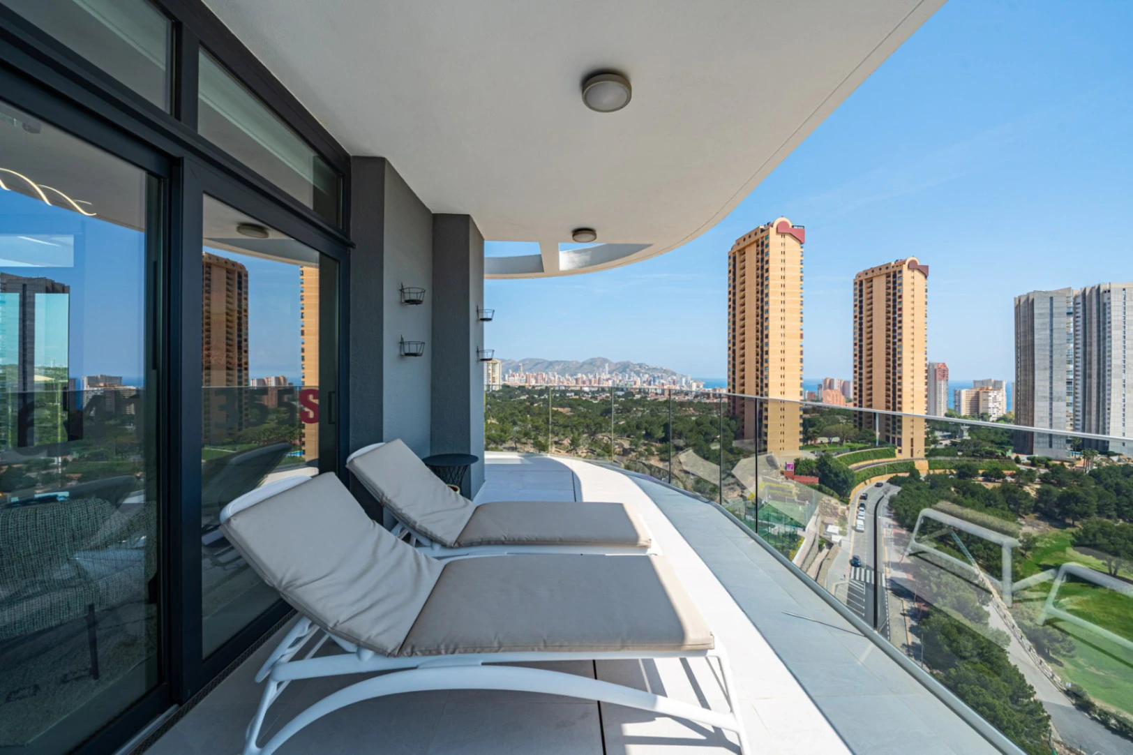 Apartament cu 3 camere de vânzare în Playa Poniente, Benidorm