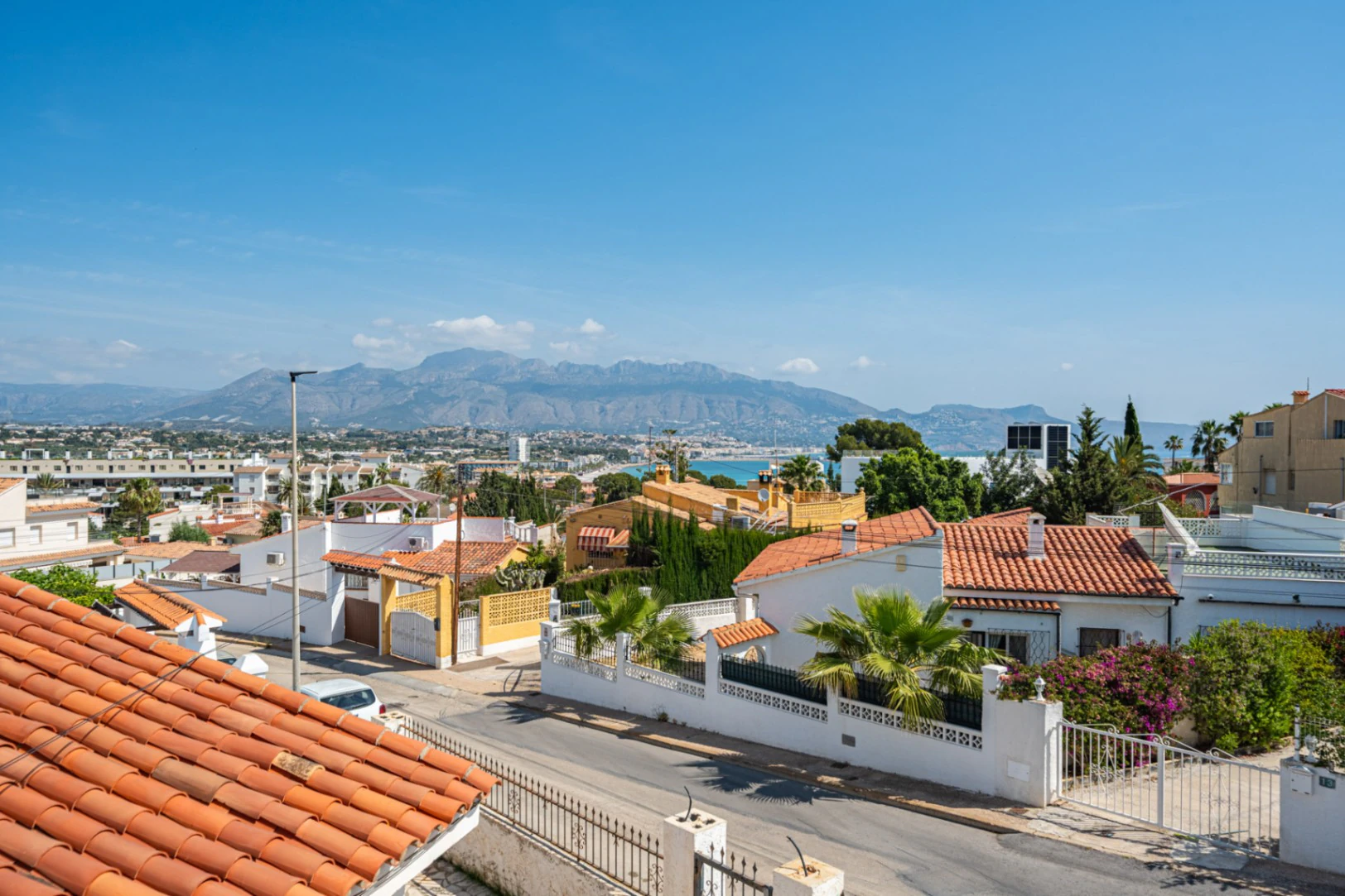 Vila mediteraneană tradițională cu vedere la mare de vânzare în L'Albir