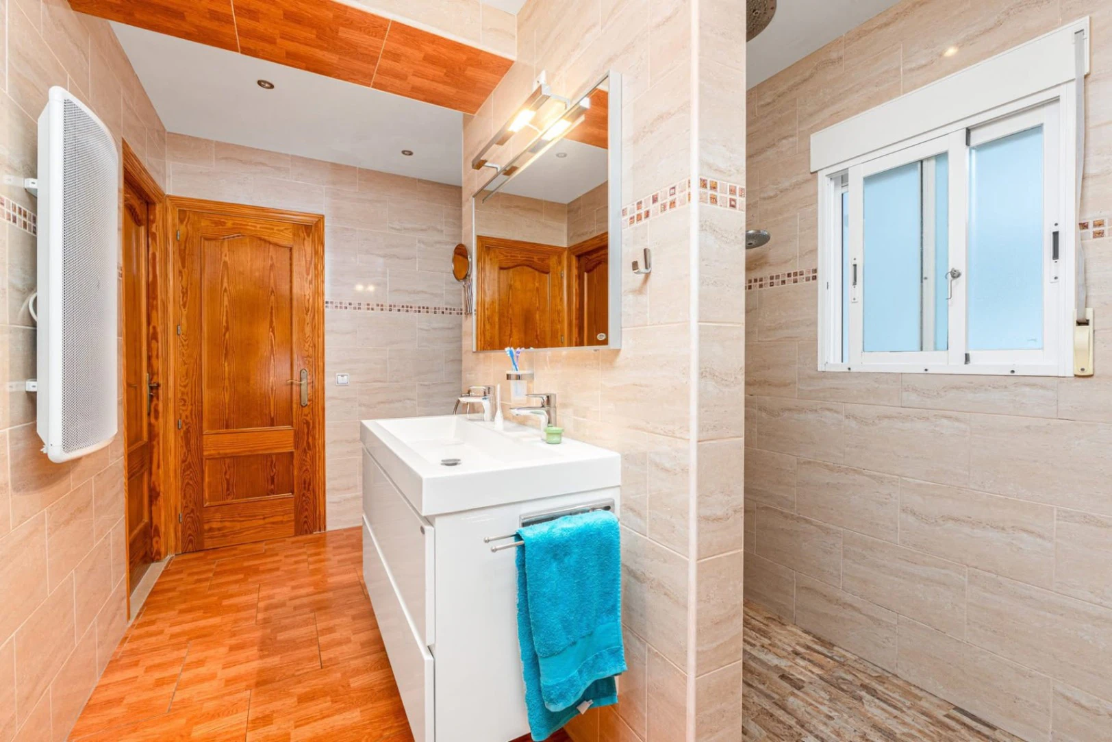 Vila renovată de vânzare în La Nucía