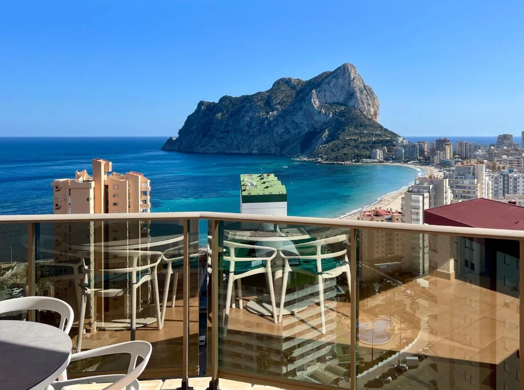Apartament modern aproape de plajă de vânzare în Calpe – Plaja La Fossa