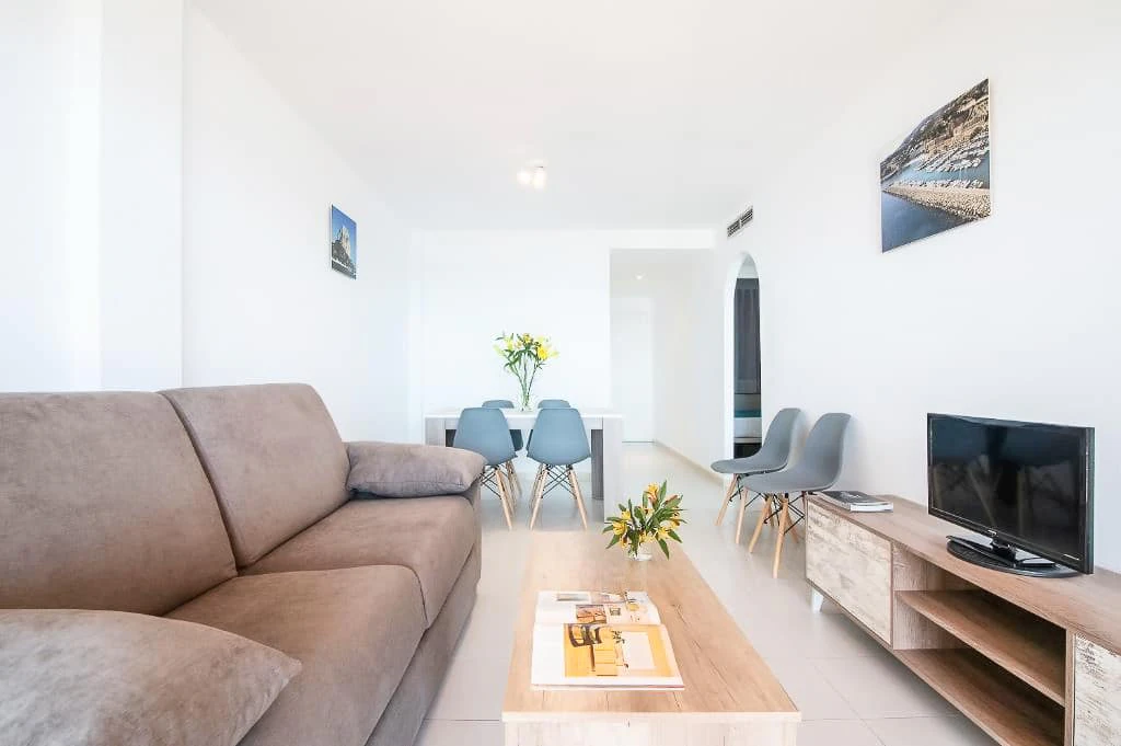 Apartamento en primera línea de playa con licencia turística en Mascarat-Altea