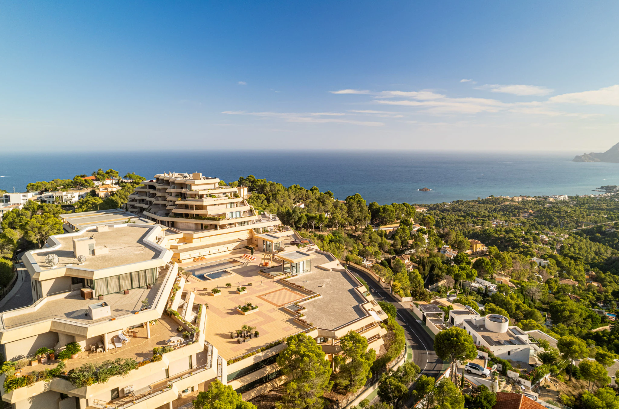 Apartament spațios cu vederi impresionante la mare și la munte de vânzare în Sierra de Altea
