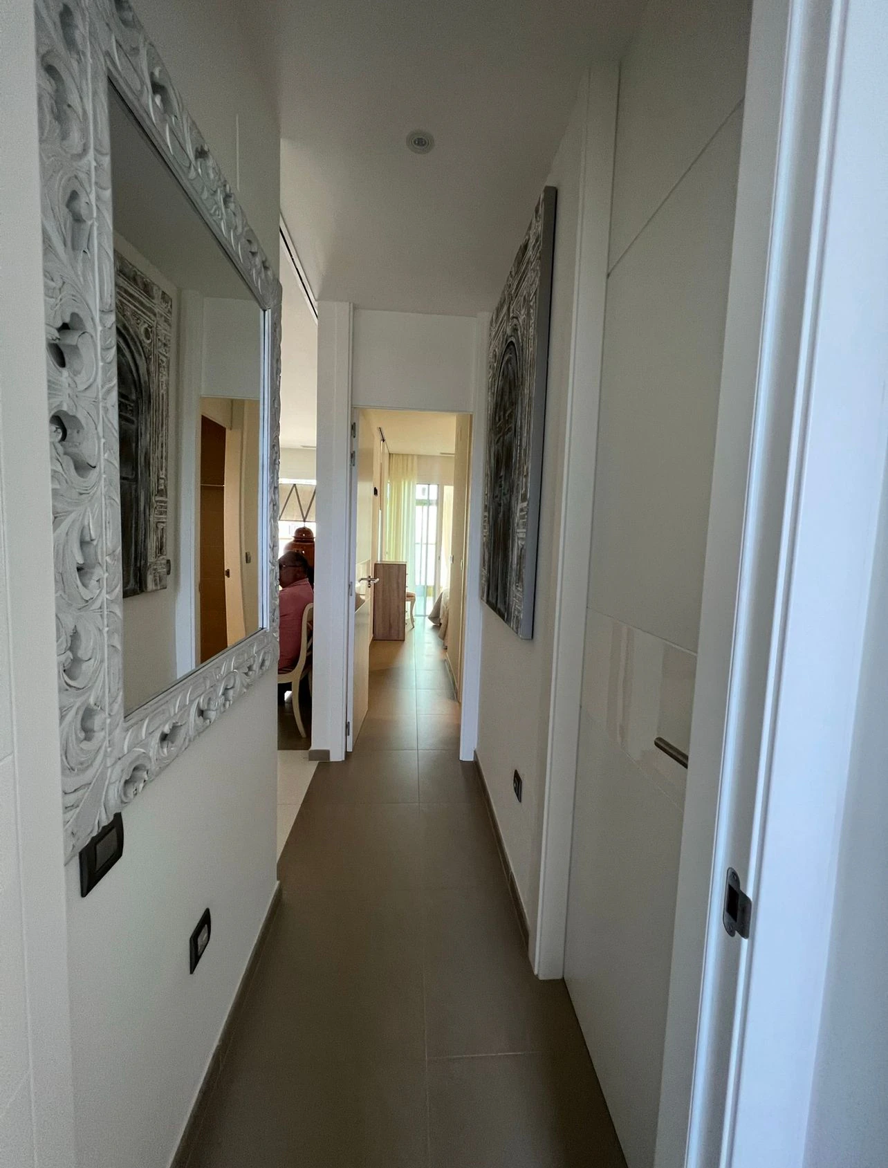 Apartament de lux cu vedere la mare în Intempo
