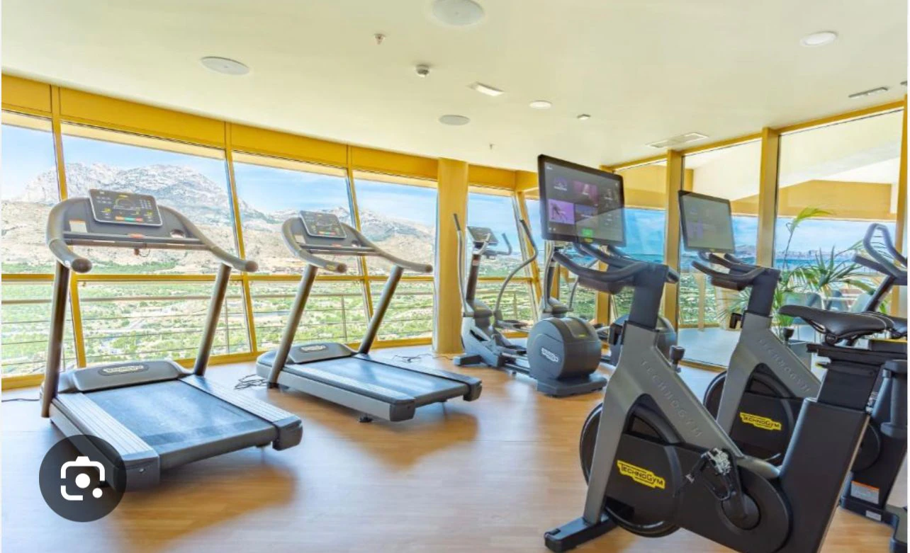 Apartament de lux cu vedere la mare în Intempo