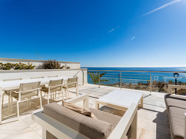 Apartamento Elegante en un Resort de Lujo a Solo Pocos Pasos de la Playa en Venta en Campello