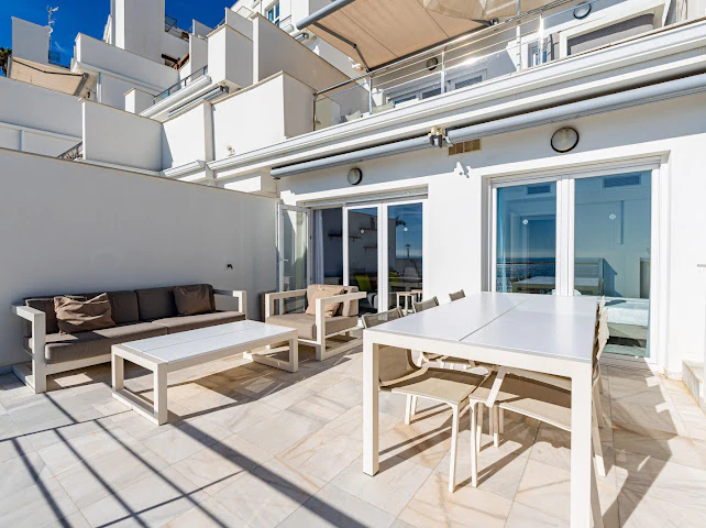 Apartamento Elegante en un Resort de Lujo a Solo Pocos Pasos de la Playa en Venta en Campello