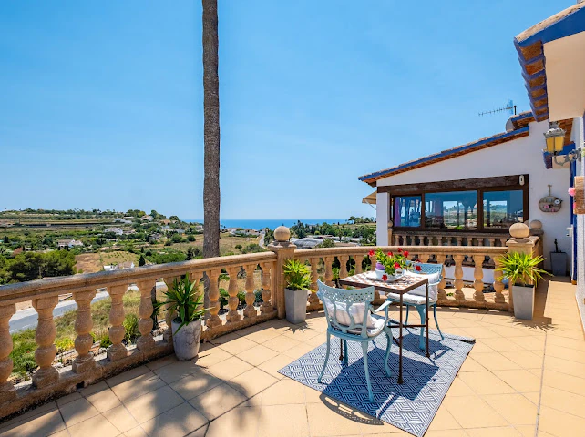 Vila mediteraneană de lux de vânzare în Teulada, pe un teren de 4.000 m²