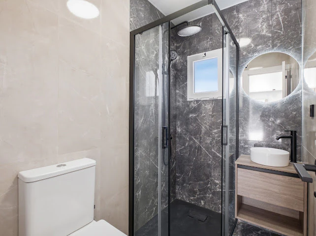 Vila complet renovată, orientată spre sud, de vânzare în La Nucía.