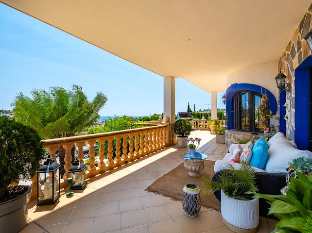 Vila mediteraneană de lux de vânzare în Teulada, pe un teren de 4.000 m²