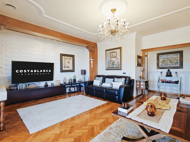 Vila mediteraneană de lux de vânzare în Teulada, pe un teren de 4.000 m²