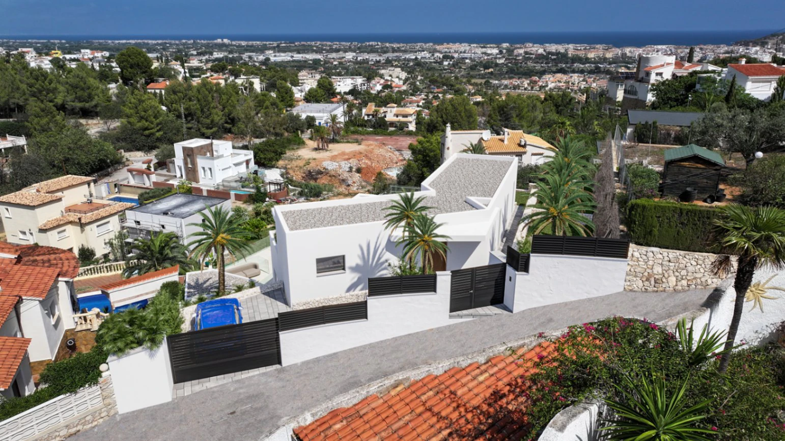 Modern villa with spectacular views Denia