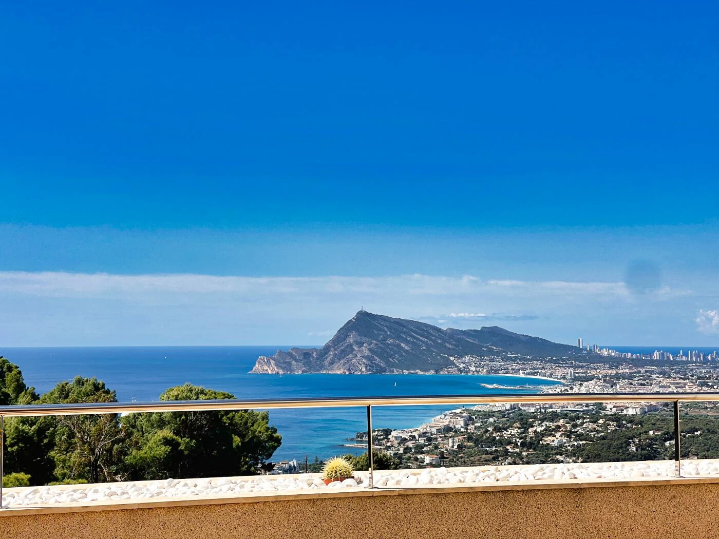 Appartement te koop in de bergen van Altea met uitzicht op zee
