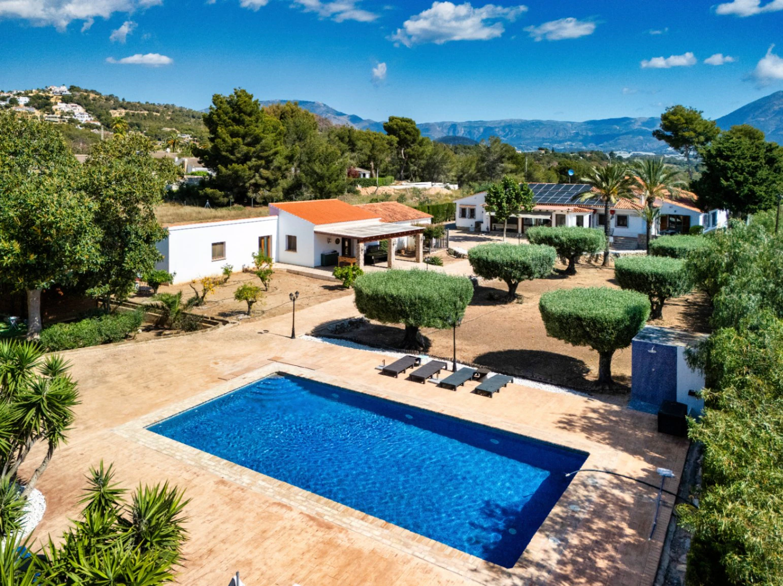 Incredible landgoed met tennisbaan in Alfaz del Pi, Costa Blanca