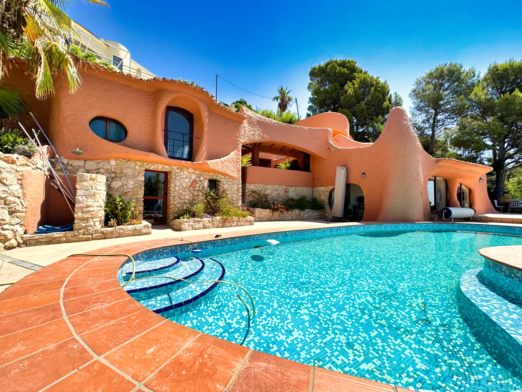 Villa in Arabische stijl met uitzicht op zee in Altea